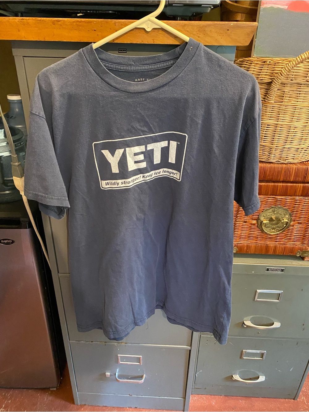 Nice Blue X-Large Yeti T-Shirt